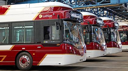 Click image for larger version

Name:	Edinburgh buses..jpg
Views:	370
Size:	55.5 KB
ID:	2523